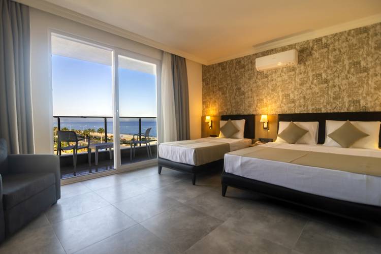 Grand Kolibri Prestige Hotel
