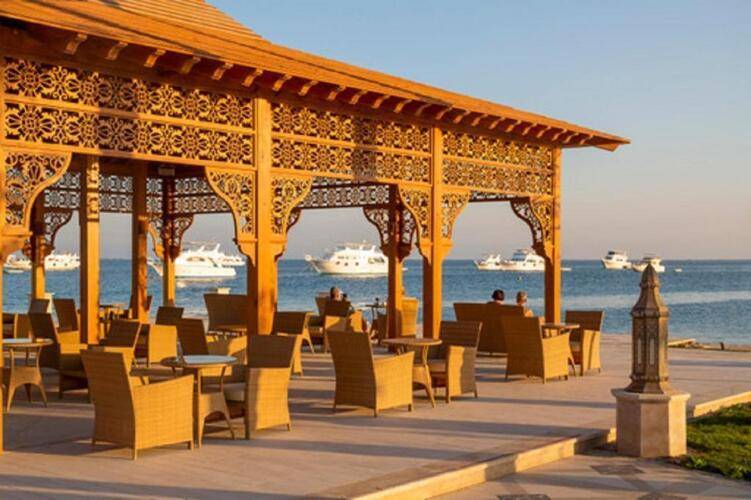 The Grand Palace Hotel (Adults Only 18+)