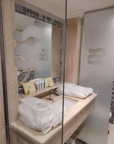The Grand Palace Hotel (Adults Only 18+)