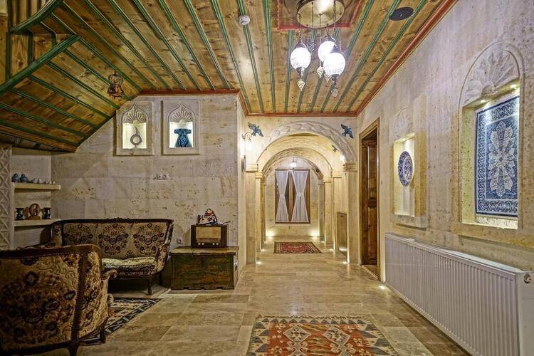 Balloon Cave Hotel
