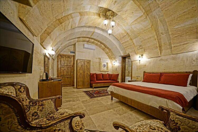 Balloon Cave Hotel