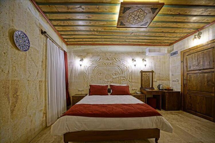 Balloon Cave Hotel