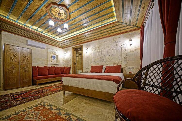 Balloon Cave Hotel