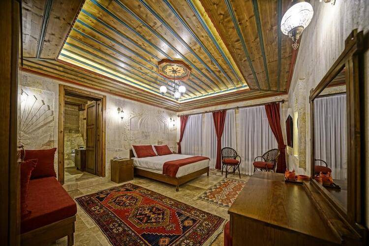 Balloon Cave Hotel
