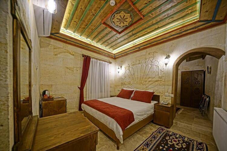 Balloon Cave Hotel