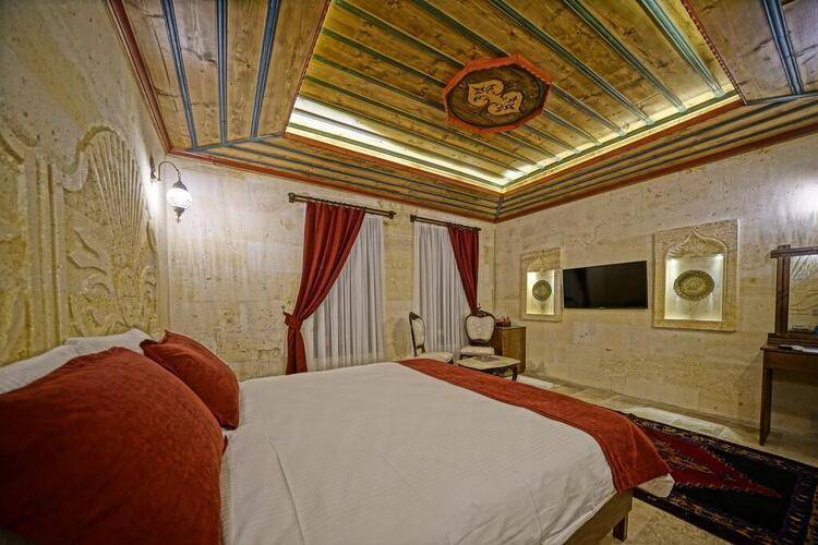 Balloon Cave Hotel