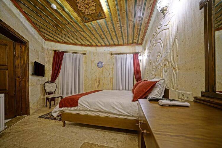 Balloon Cave Hotel
