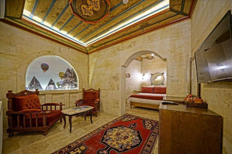 Balloon Cave Hotel