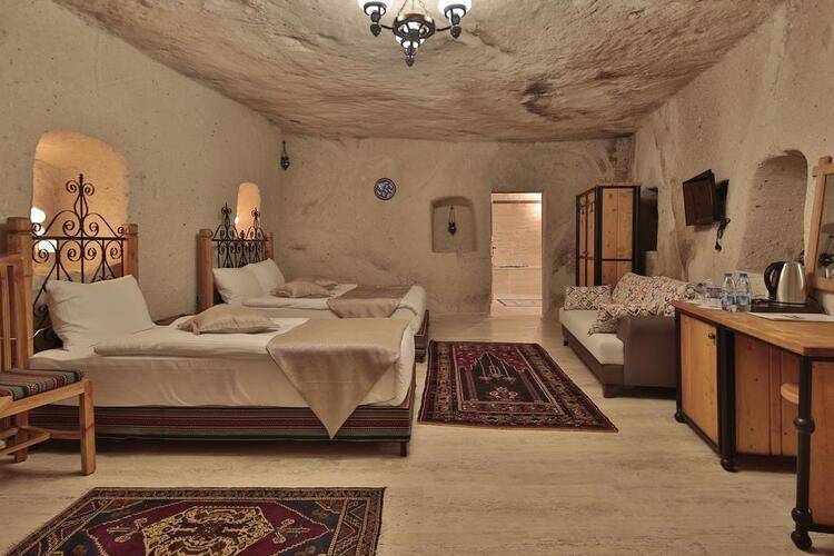 Fosil Cave Hotel