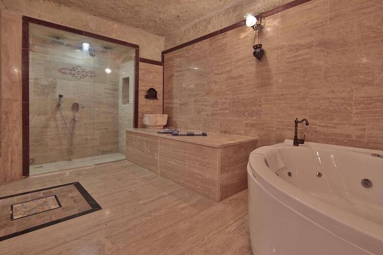 Fosil Cave Hotel