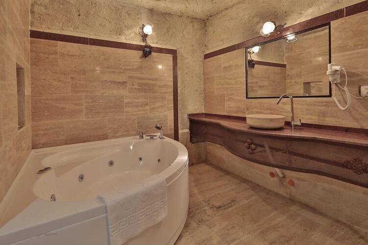 Fosil Cave Hotel