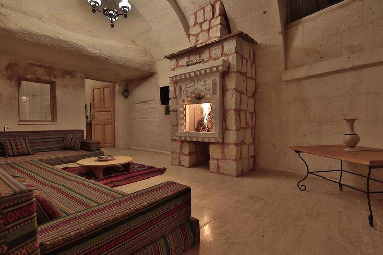 Fosil Cave Hotel
