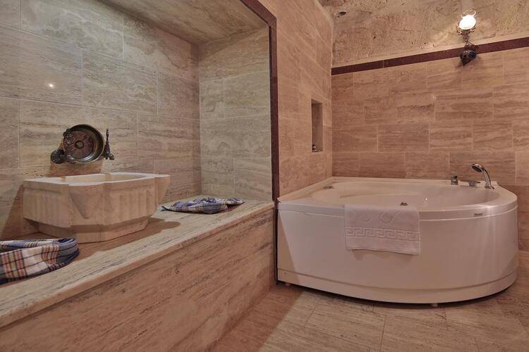 Fosil Cave Hotel