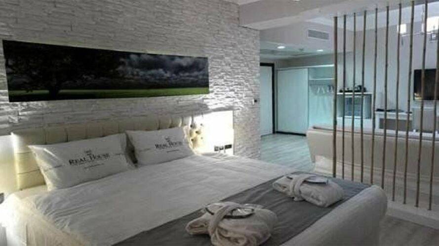 Real House Boutique Hotel