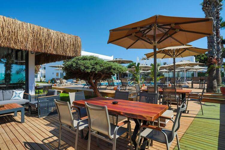 Yalipark Beach Hotel