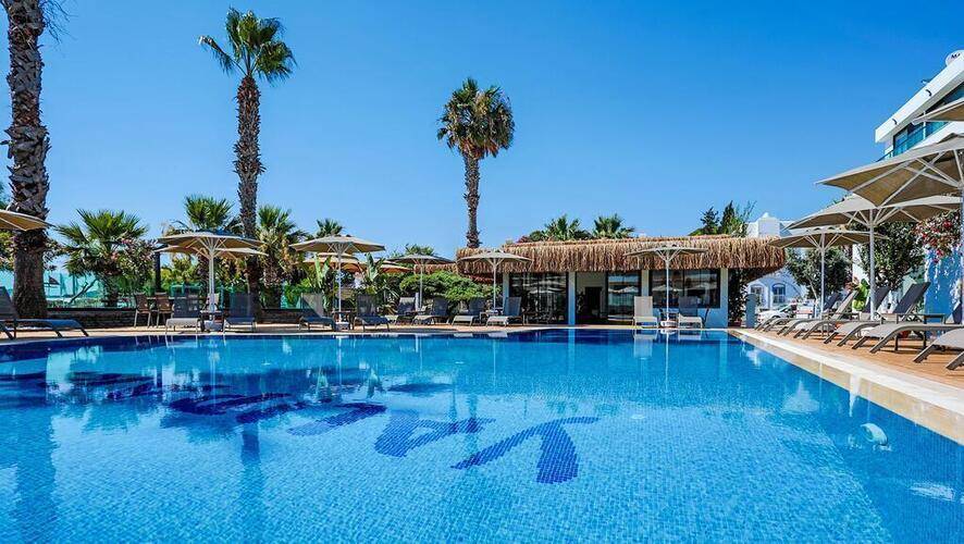 Yalipark Beach Hotel