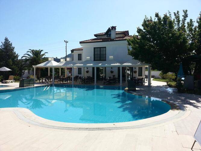 Club Mel Holiday Resort