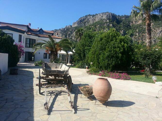 Club Mel Holiday Resort