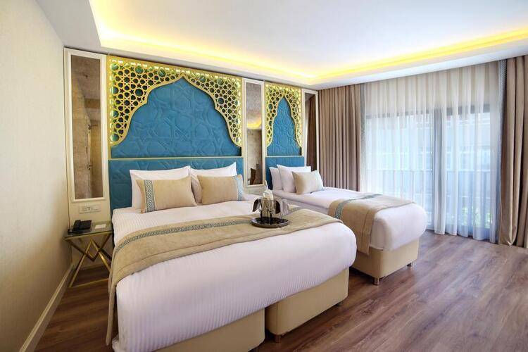 Great Fortune Design Hotel