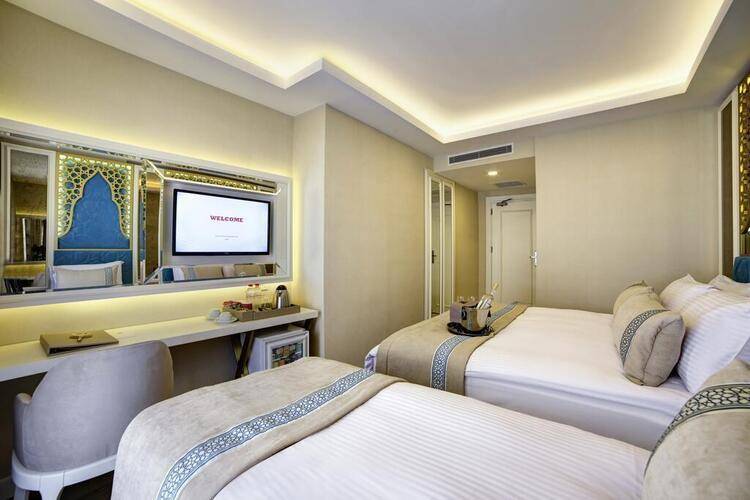 Great Fortune Design Hotel