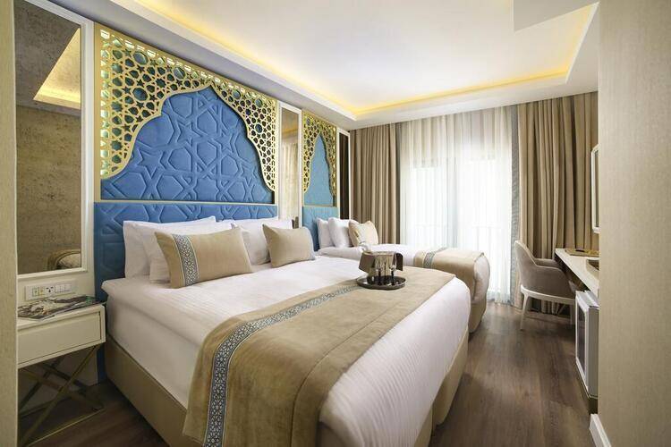 Great Fortune Design Hotel
