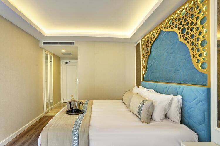 Great Fortune Design Hotel
