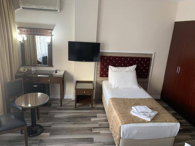Kecik Hotel