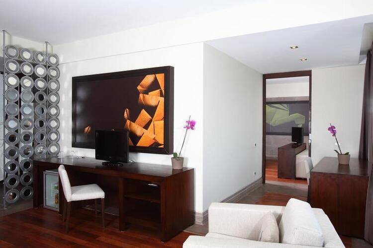 No 81 Hotel