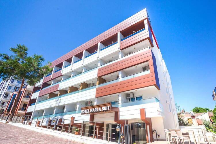 Marla Suite Hotel