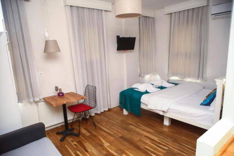 Neva Flats Hotel