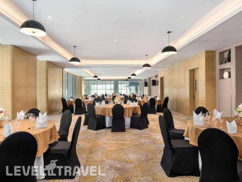 Фотография Novotel Dubai Gold District (Ex. Wyndham Dubai Deira)