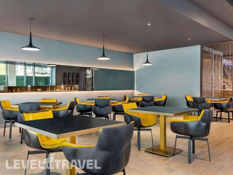 Фотография Novotel Dubai Gold District (Ex. Wyndham Dubai Deira)
