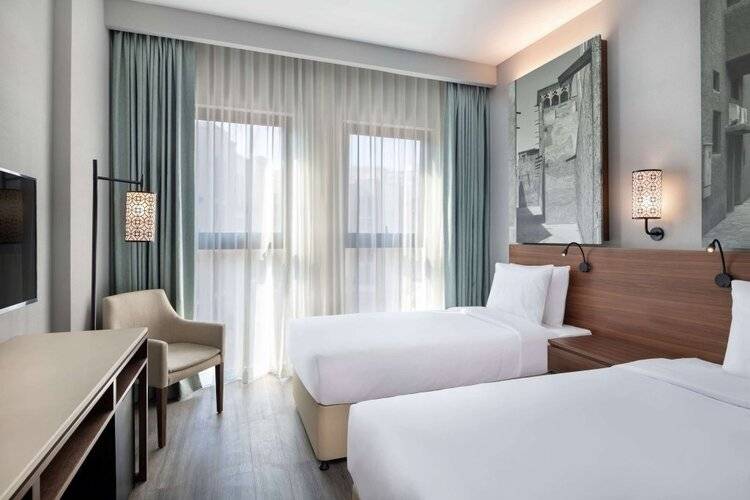 Super 8 By Wyndham Dubai Deira