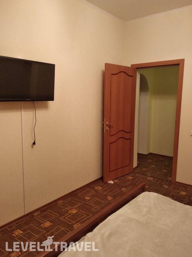 Изображение отеля 8