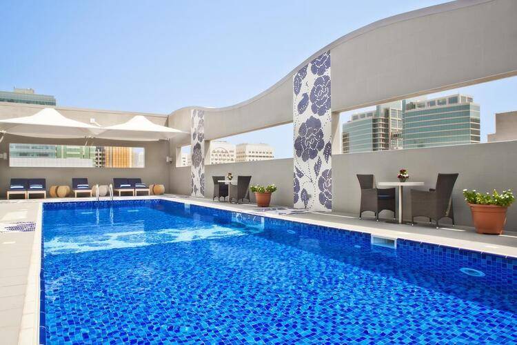 Oaks Liwa Executive Suites