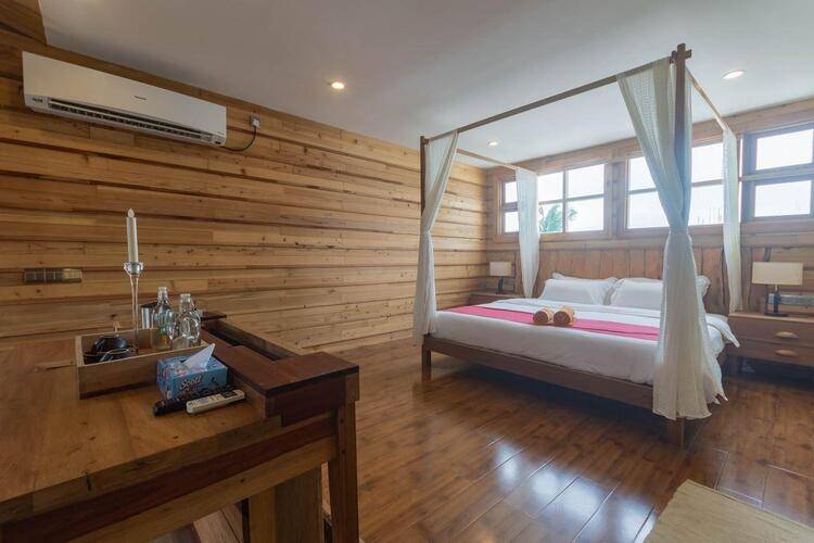 West Sands Ukulhas Maldives
