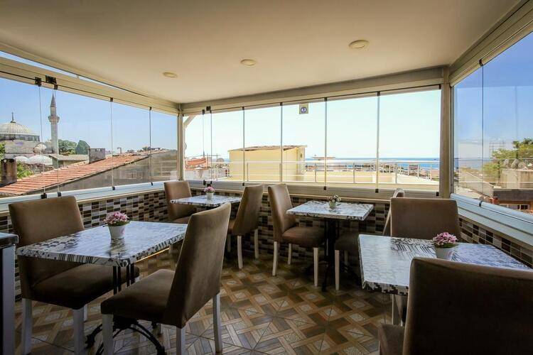 Carvan Hotel