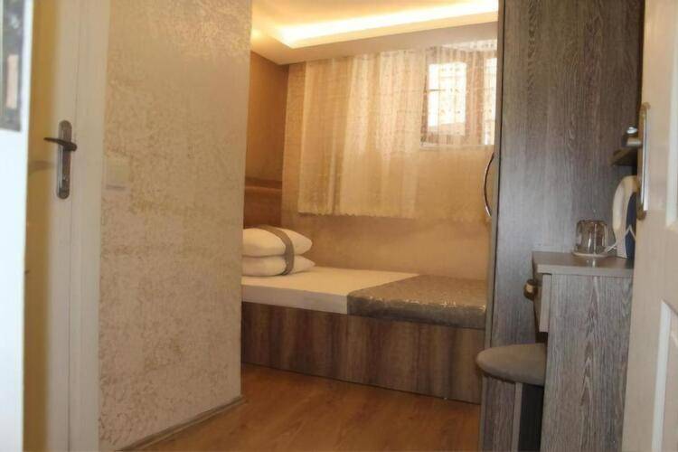 Carvan Hotel