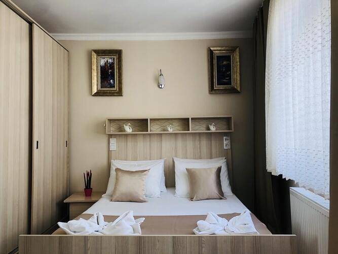 Carvan Hotel
