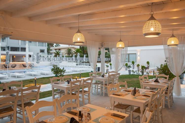 Laguna Resort