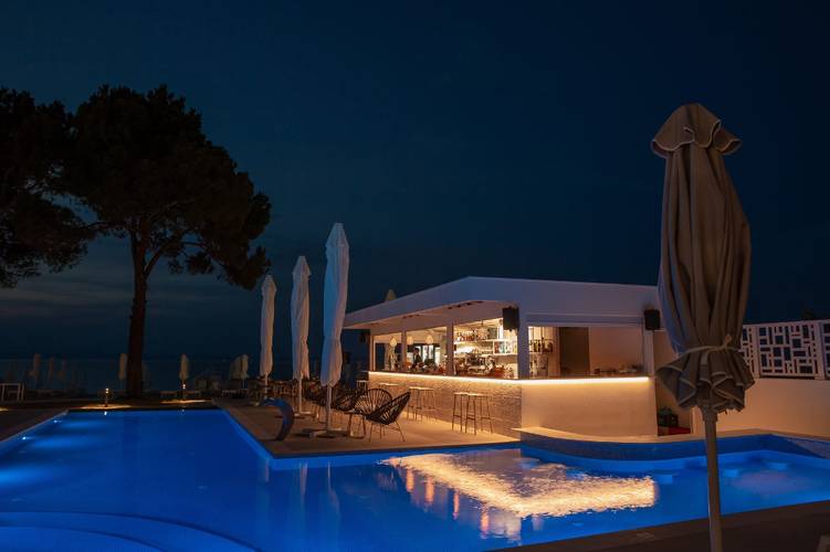 Laguna Resort