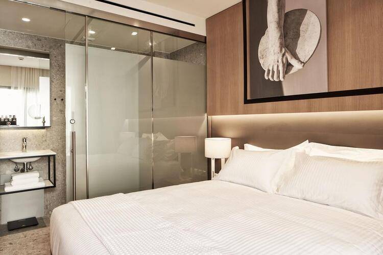 Urban Frame Hotel