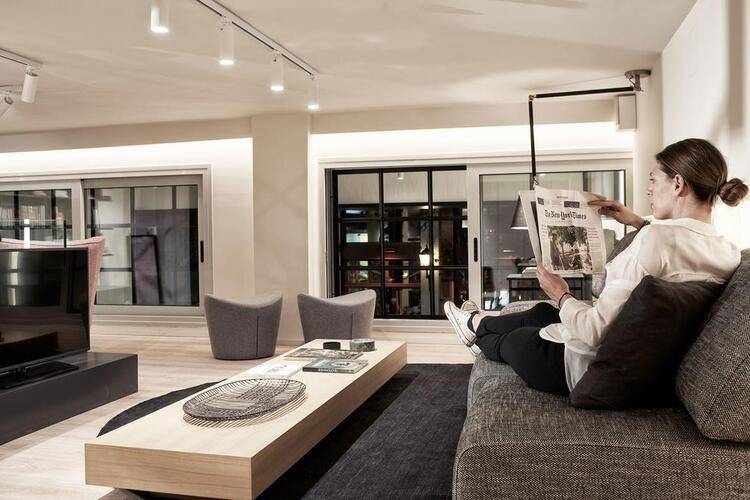 Urban Frame Hotel