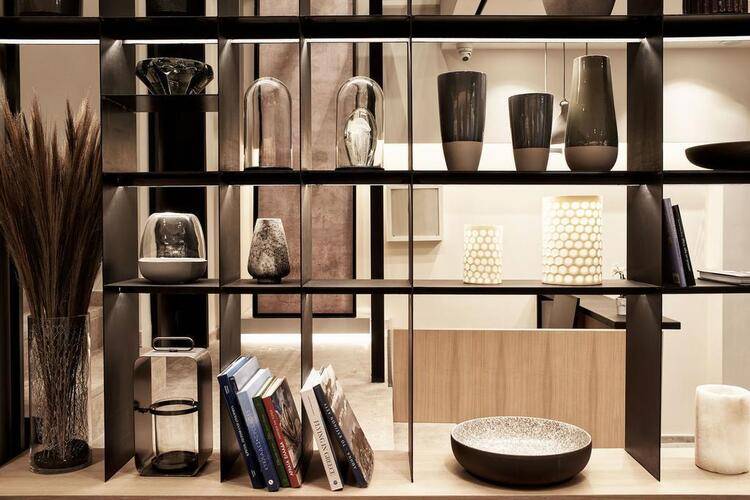 Urban Frame Hotel