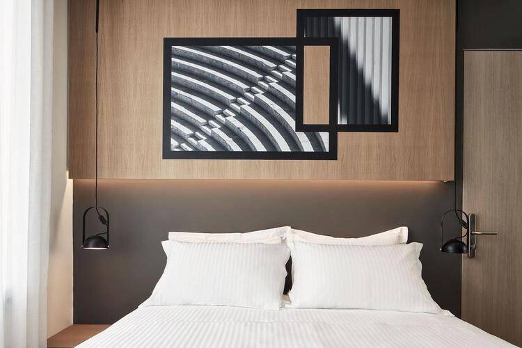 Urban Frame Hotel