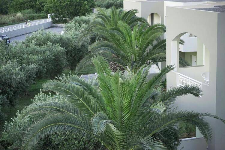 Vardis Olive Garden Hotel