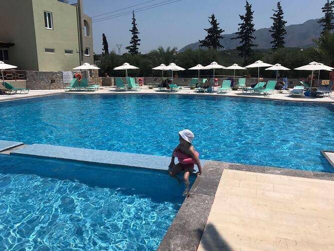 Vardis Olive Garden Hotel