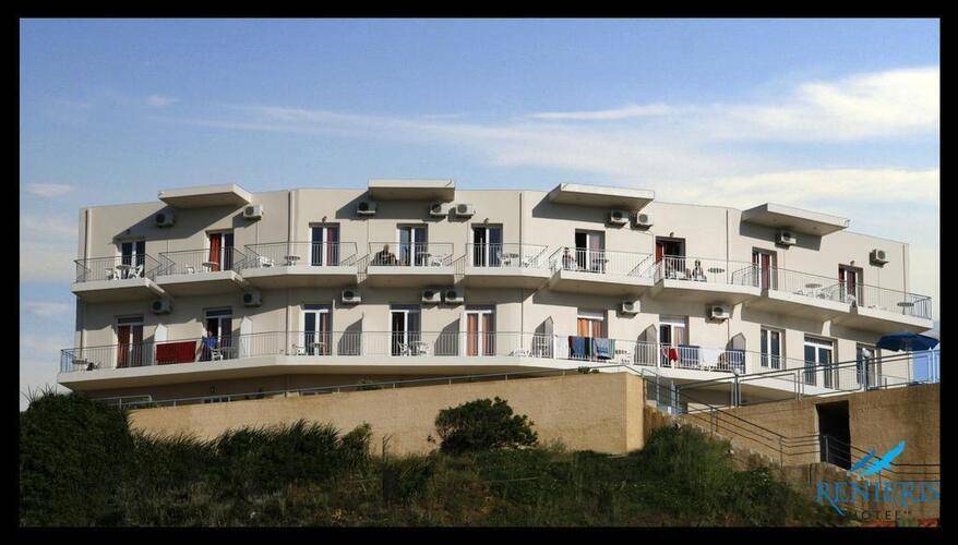 Renieris Hotel