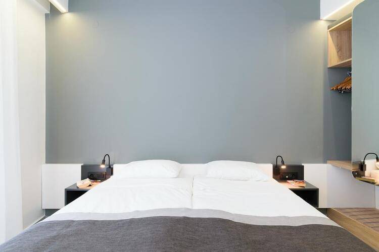 Renieris Hotel