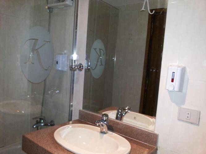 Kanzy Hotel